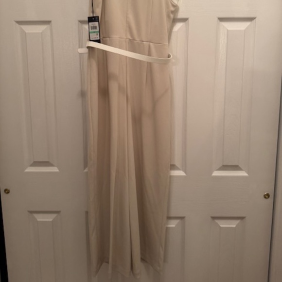 Wide Leg Belted Jumpsuits - Picture 2 of 5